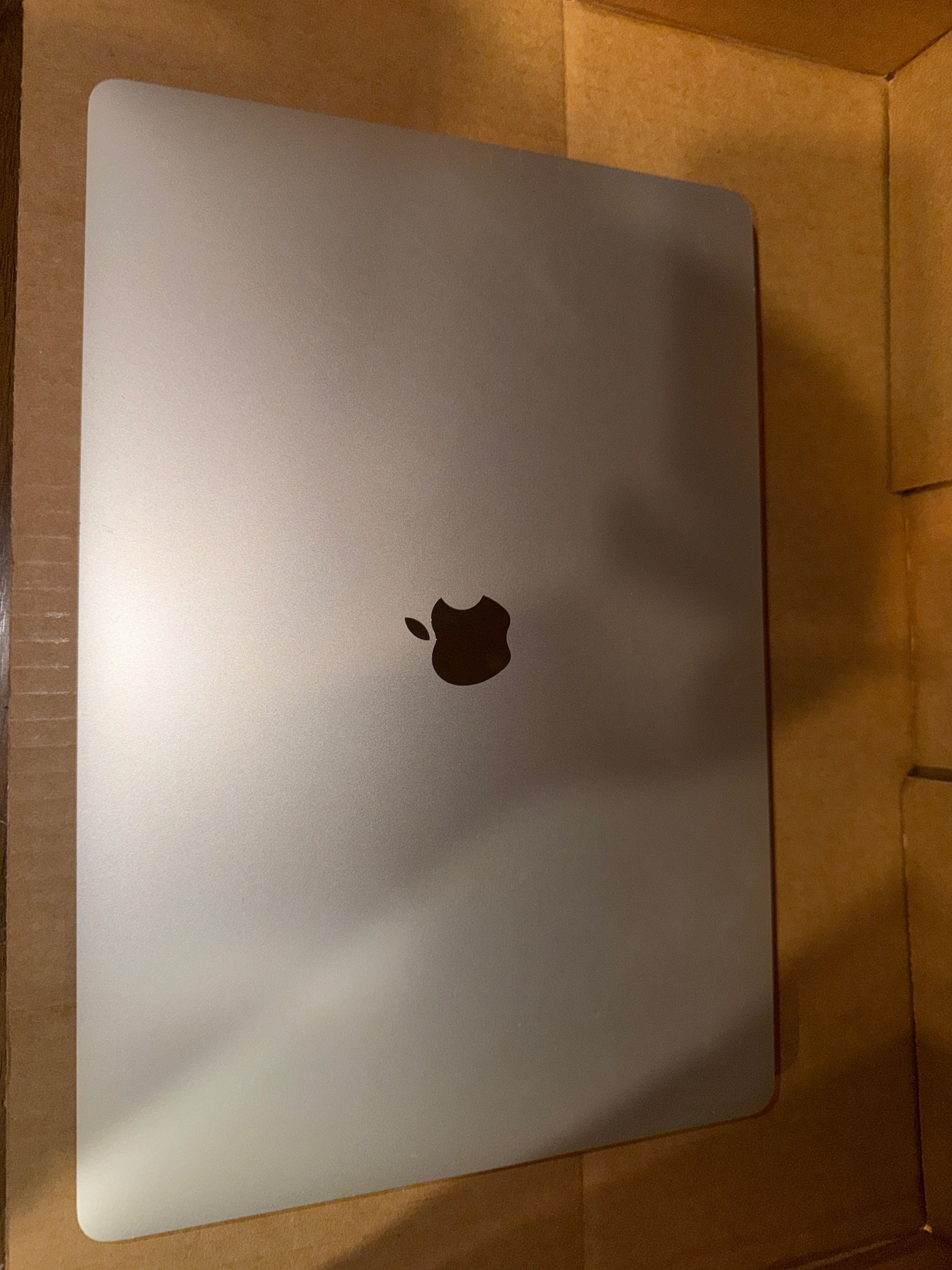 Apple Macbook Pro i9, 16GB, 1TB - A2141 Good