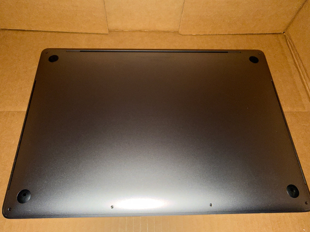 Apple Macbook Pro i9, 32GB, 1TB - A2141 Fair