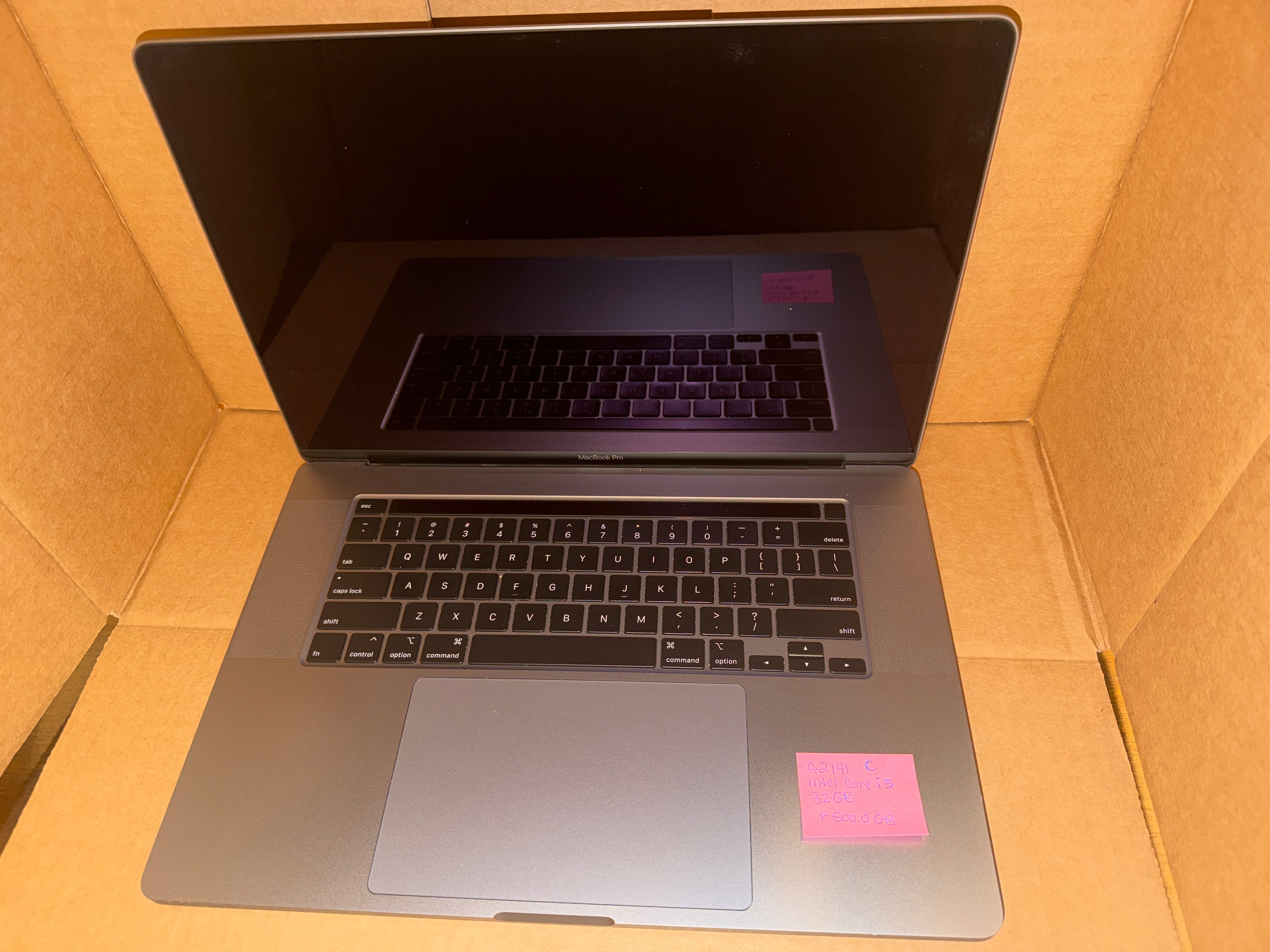 Apple Macbook Pro i9, 32GB, 512GB - A2141 Fair
