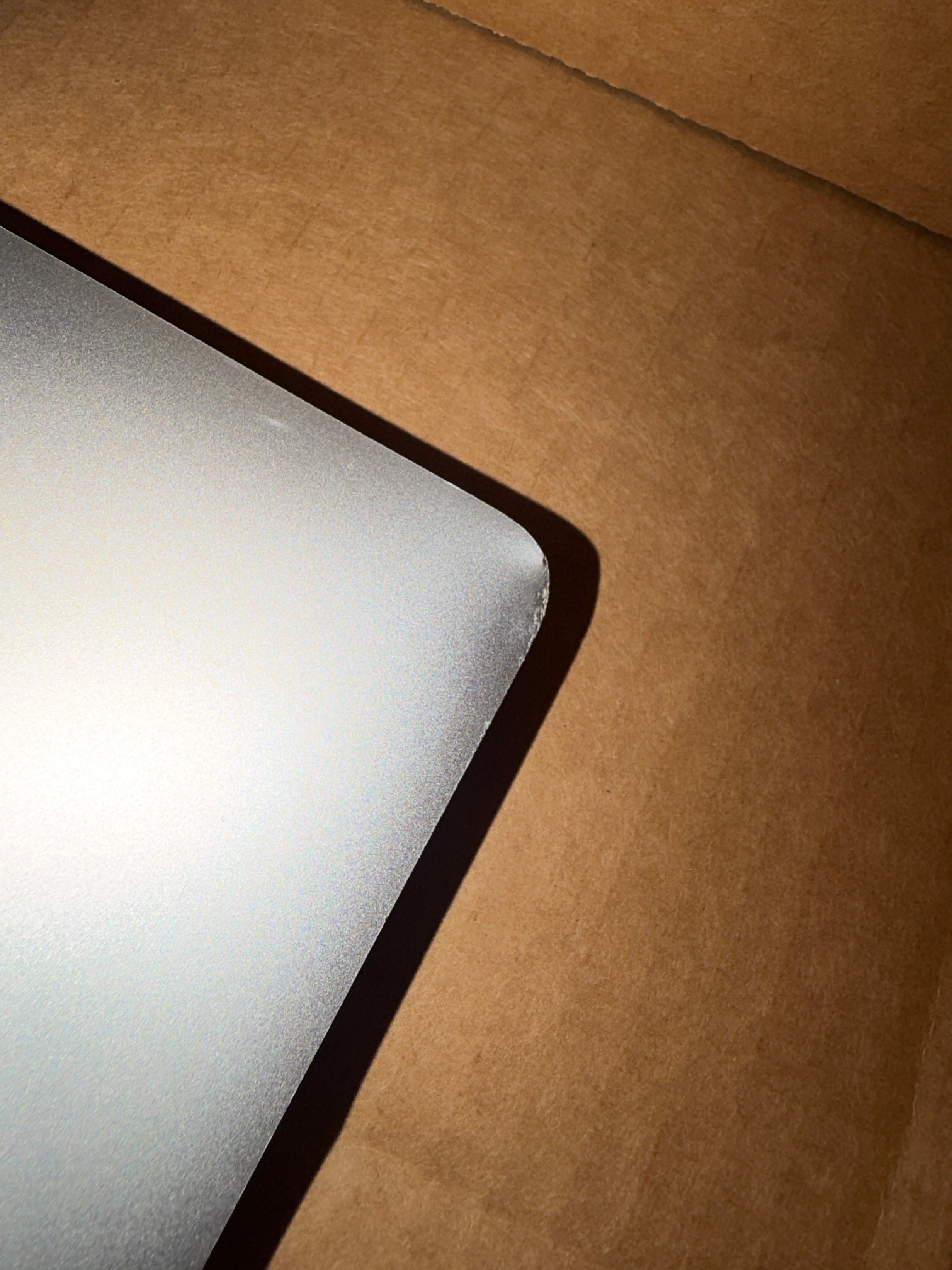 Apple Macbook Pro i7, 16GB, 512GB - A2141 Damaged