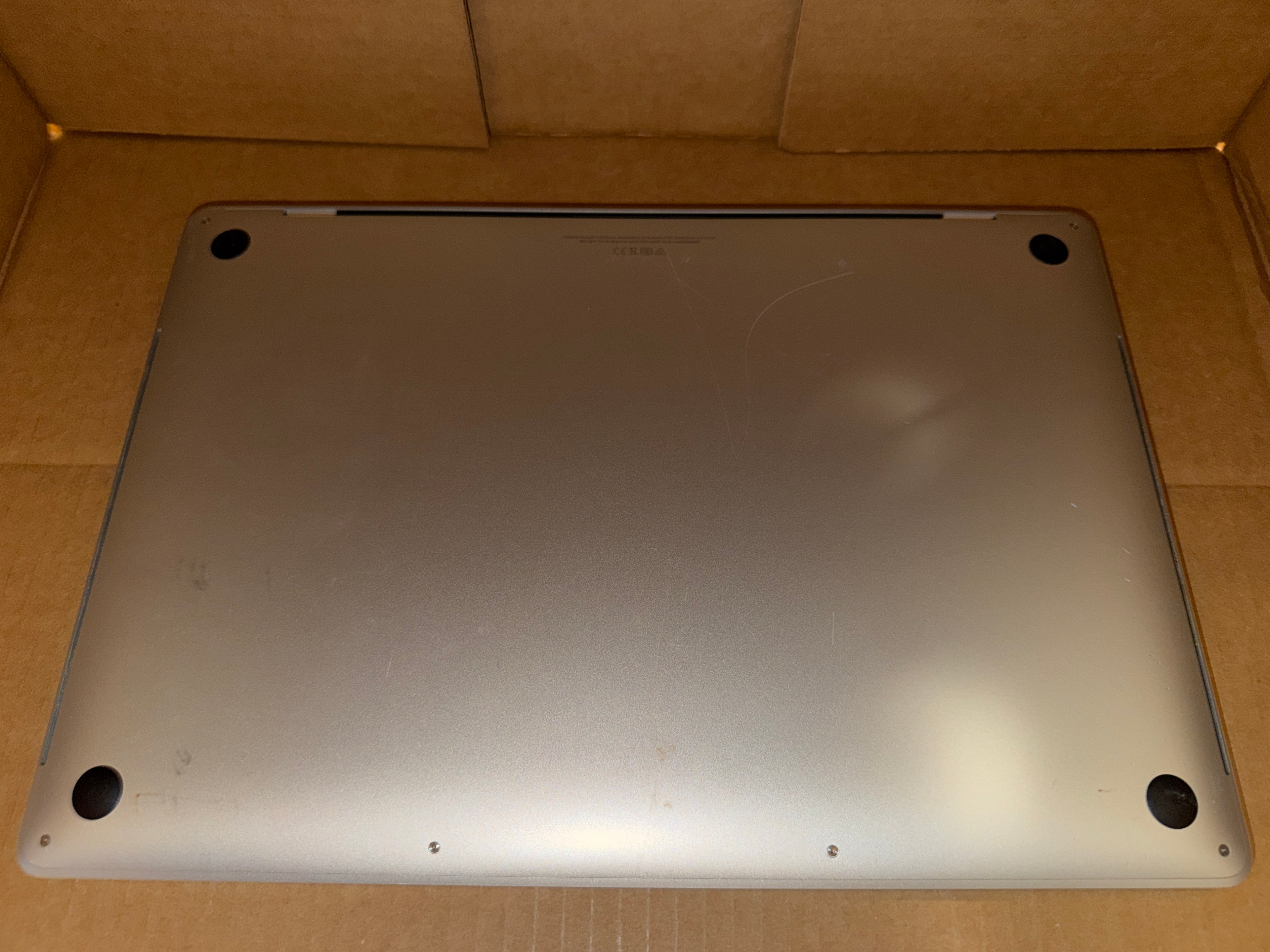 Apple Macbook Pro i7, 16GB, 512GB - A2141 Damaged