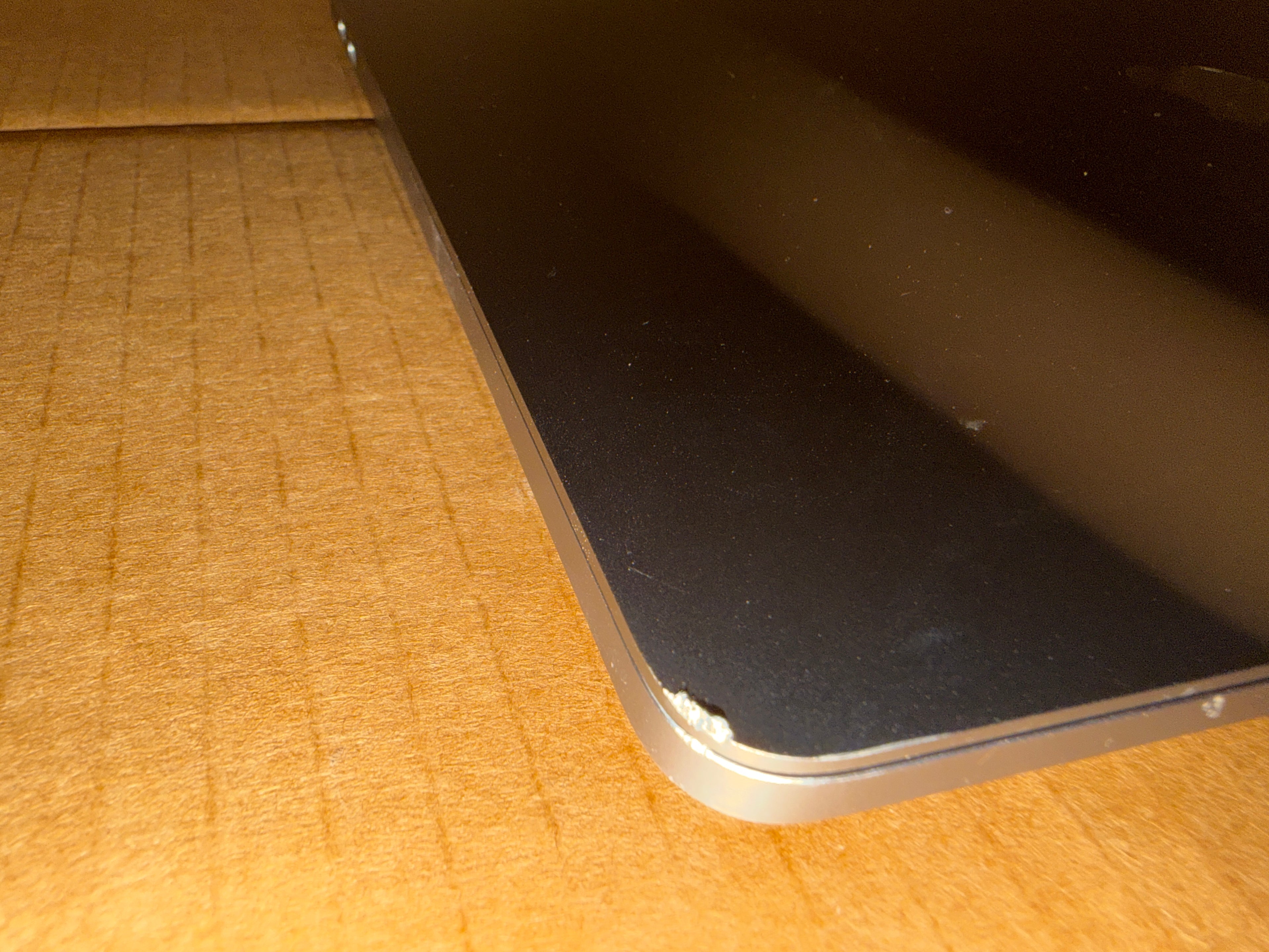 Apple Macbook Pro i5, 16GB. 512GB - A2251 Fair