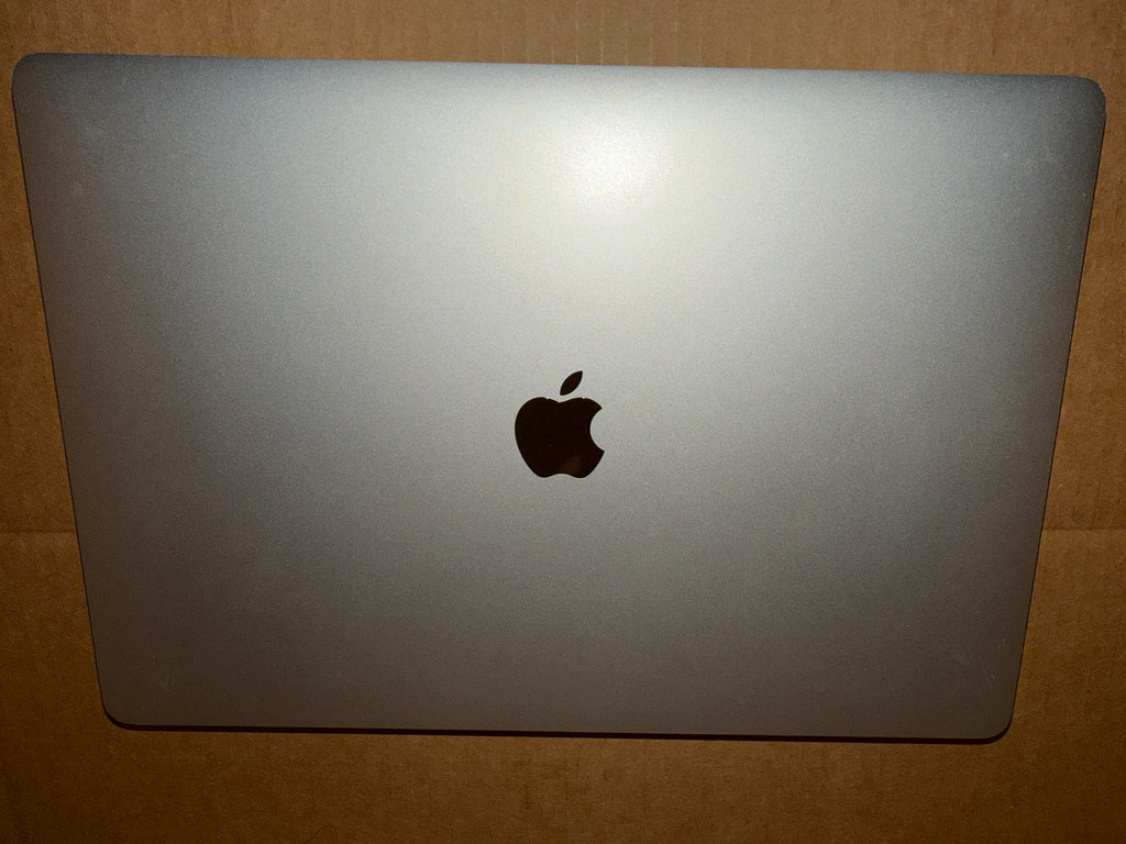 Apple Macbook Pro i7, 32GB, 512GB - A1990 Good